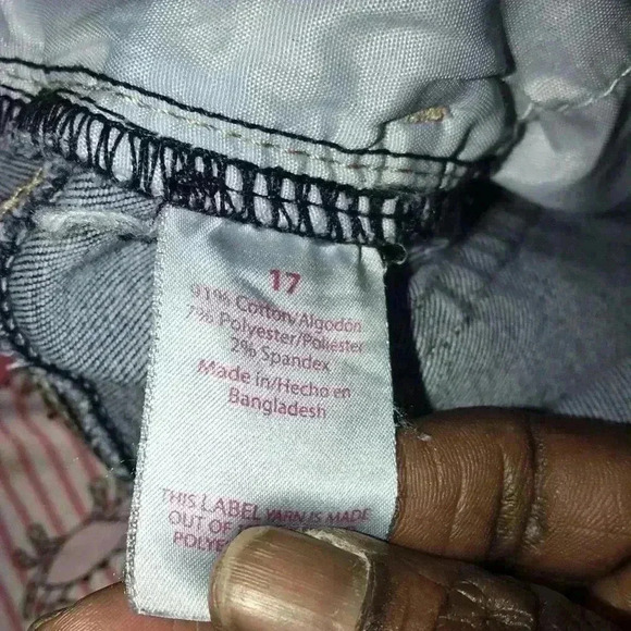 🛍 4/$25 No Boundaries ripped Jeans - Picture 4 of 10